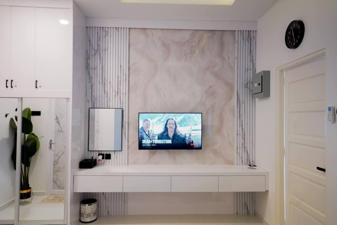 Auranad Tinyhouse Bandar Tanah Merah Wifi Netflix Екстериор снимка