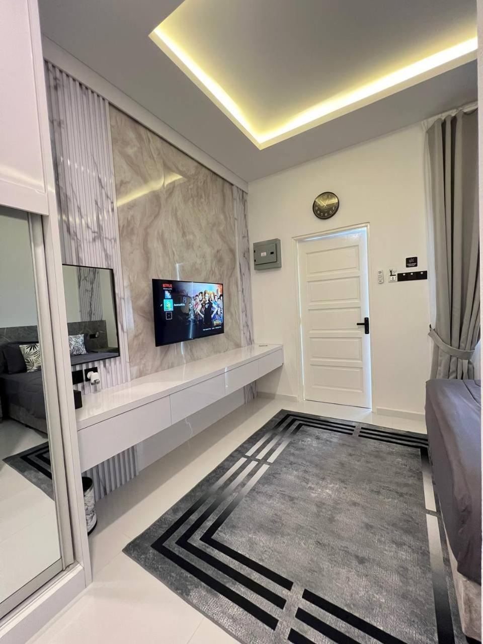 Auranad Tinyhouse Bandar Tanah Merah Wifi Netflix Екстериор снимка